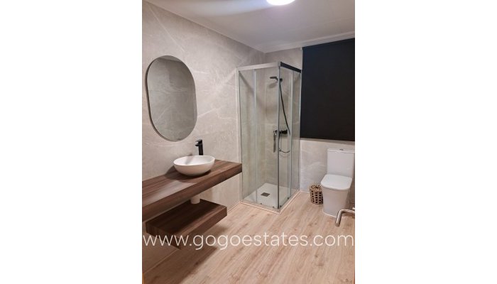 Te koop - Huis - Vrijstaande Villa - Orihuela - Orihuela Centro