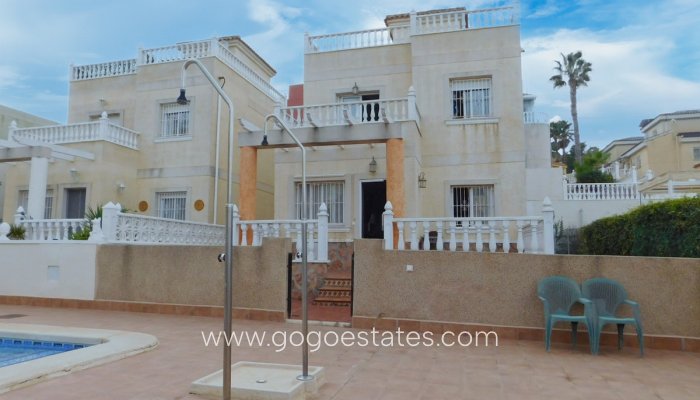 Te koop - Huis - Vrijstaande Villa - Rojales - Ciudad Quesada