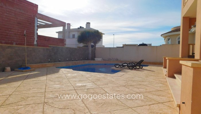 Te koop - Huis - Vrijstaande Villa - Rojales - Ciudad Quesada