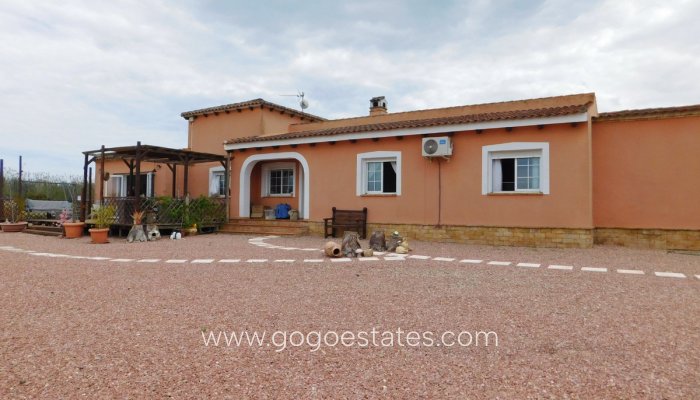 Te koop - Huis - Vrijstaande Villa - Alicante - Dolores Centro