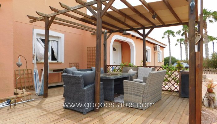 Te koop - Huis - Vrijstaande Villa - Alicante - Dolores Centro