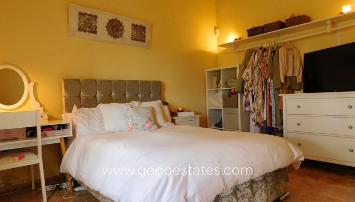 Te koop - Huis - Vrijstaande Villa - Alicante - Dolores Centro