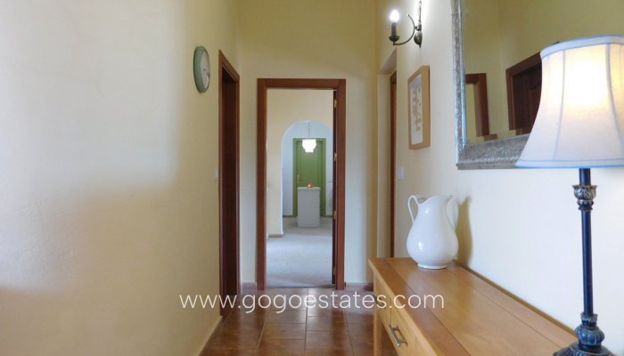 Te koop - Huis - Vrijstaande Villa - Alicante - Dolores Centro