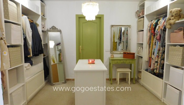 Te koop - Huis - Vrijstaande Villa - Alicante - Dolores Centro