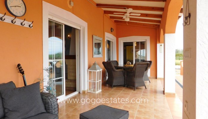 Te koop - Huis - Vrijstaande Villa - Alicante - Dolores Centro