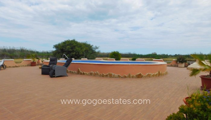 Te koop - Huis - Vrijstaande Villa - Alicante - Dolores Centro