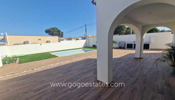 Te koop - Huis - Vrijstaande Villa - Orihuela - Los Balcones