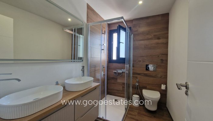 Te koop - Huis - Vrijstaande Villa - Orihuela - Los Balcones