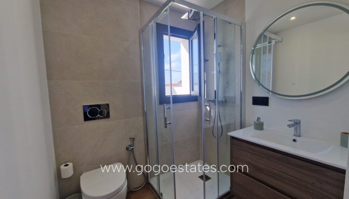 Te koop - Huis - Vrijstaande Villa - Orihuela - Los Balcones