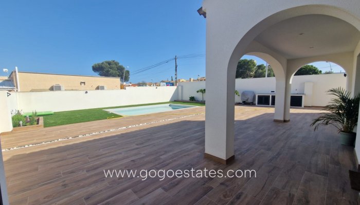 Te koop - Huis - Vrijstaande Villa - Orihuela - Los Balcones