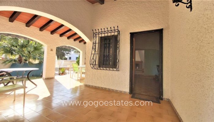 Te koop - Huis - Vrijstaande Villa - Torrevieja - Torrevieja Centro
