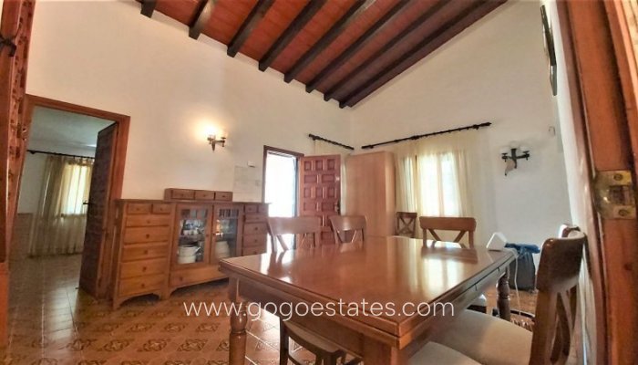 Te koop - Huis - Vrijstaande Villa - Torrevieja - Torrevieja Centro