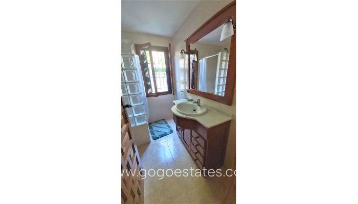 Te koop - Huis - Vrijstaande Villa - Torrevieja - Torrevieja Centro