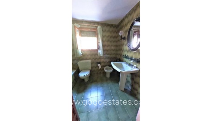 Te koop - Huis - Vrijstaande Villa - Torrevieja - Torrevieja Centro