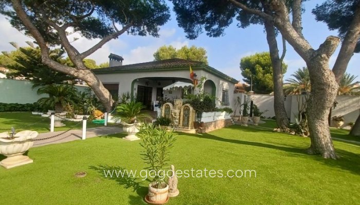 Te koop - Huis - Vrijstaande Villa - Orihuela - Orihuela Costa