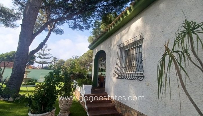 Te koop - Huis - Vrijstaande Villa - Orihuela - Orihuela Costa