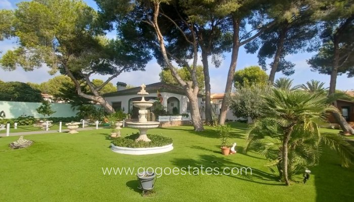 Te koop - Huis - Vrijstaande Villa - Orihuela - Orihuela Costa