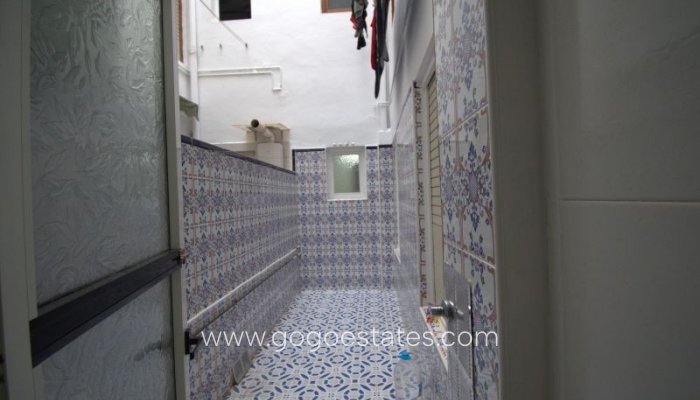 Te koop - Appartement - Appartement op de middelste verdieping - Torrevieja - Torrevieja Centro