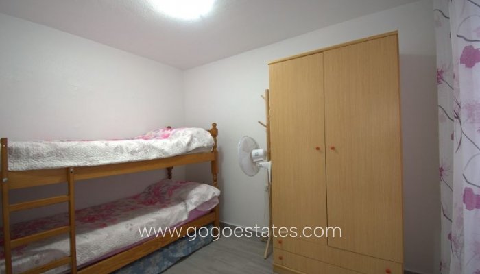 Te koop - Appartement - Appartement op de middelste verdieping - Torrevieja - Torrevieja Centro