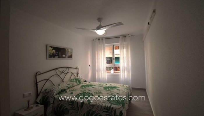 Te koop - Appartement - Appartement op de middelste verdieping - Torrevieja - Torrevieja Centro