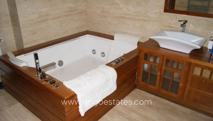 Te koop - Huis - Vrijstaande Villa - Orihuela - Campoamor