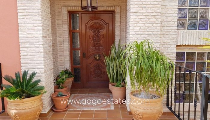 Te koop - Huis - Vrijstaande Villa - Torrevieja - Torrevieja Centro