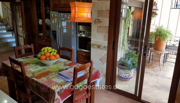 Te koop - Huis - Vrijstaande Villa - Torrevieja - Torrevieja Centro