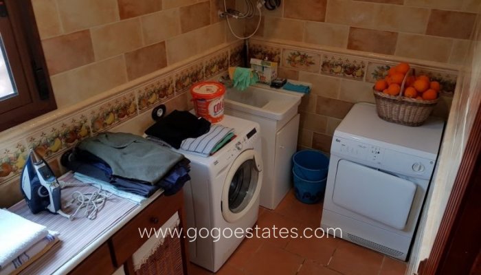 Te koop - Huis - Vrijstaande Villa - Torrevieja - Torrevieja Centro