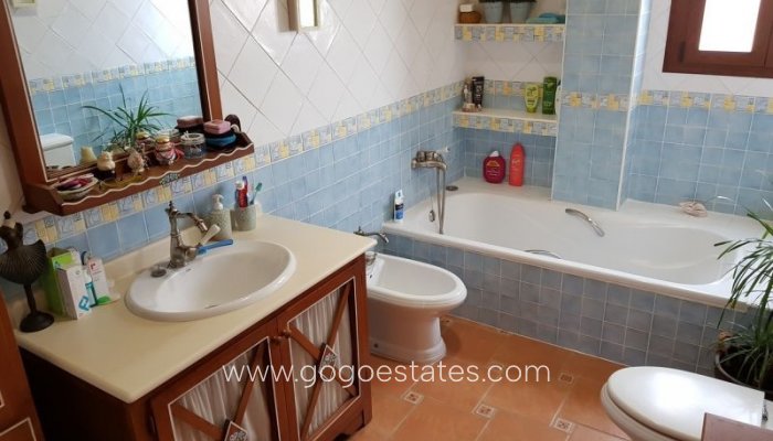 Te koop - Huis - Vrijstaande Villa - Torrevieja - Torrevieja Centro