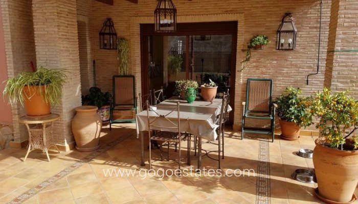 Te koop - Huis - Vrijstaande Villa - Torrevieja - Torrevieja Centro