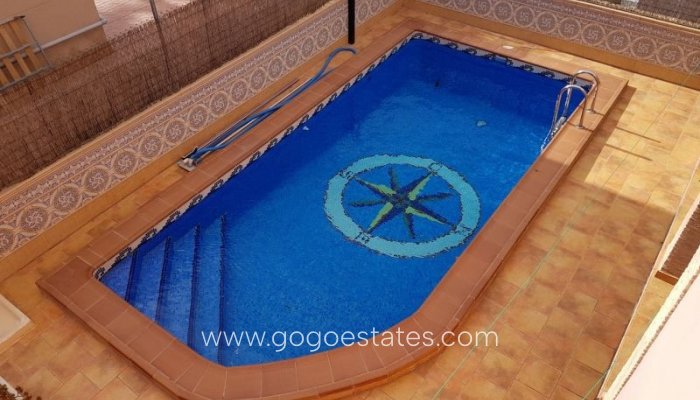 Te koop - Huis - Vrijstaande Villa - Torrevieja - Torrevieja Centro