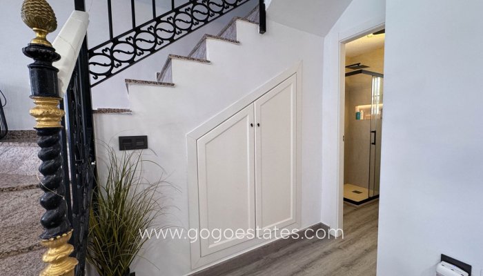 Te koop - Huis - Halfvrijstaande woning - Orihuela - Orihuela Costa