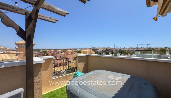 Te koop - Huis - Halfvrijstaande woning - Orihuela - Orihuela Costa