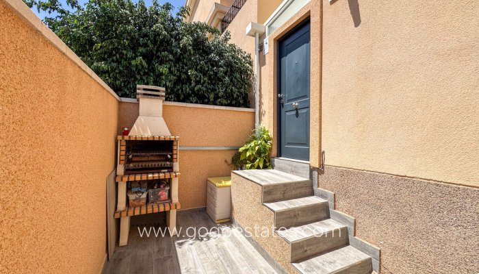 Te koop - Huis - Halfvrijstaande woning - Orihuela - Orihuela Costa