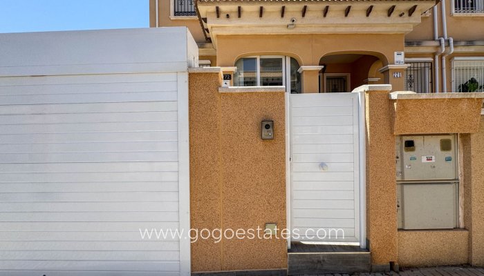 Te koop - Huis - Halfvrijstaande woning - Orihuela - Orihuela Costa