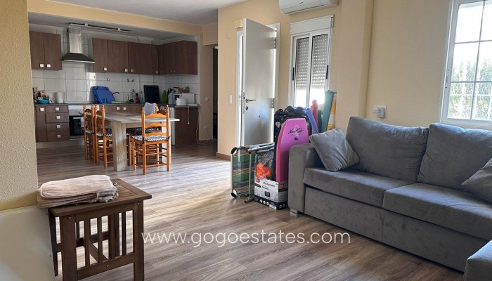 Te koop - Huis - Halfvrijstaande woning - Torrevieja - Torrevieja Centro