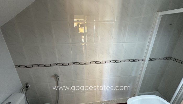 Te koop - Huis - Halfvrijstaande woning - Torrevieja - Torrevieja Centro