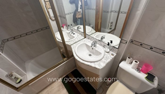 Te koop - Huis - Halfvrijstaande woning - Torrevieja - Torrevieja Centro