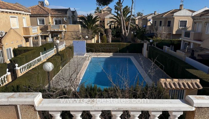 Te koop - Huis - Halfvrijstaande woning - Torrevieja - Torrevieja Centro