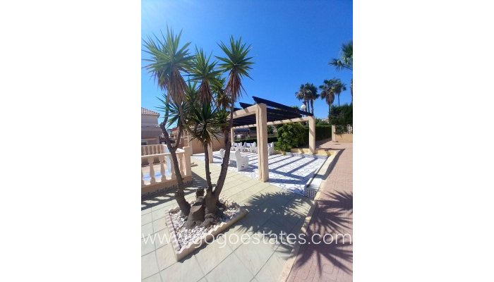 Te koop - Huis - Halfvrijstaande woning - Orihuela - Orihuela Costa