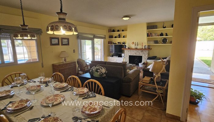 Te koop - Huis - Vrijstaande Villa - Orihuela - Campoamor