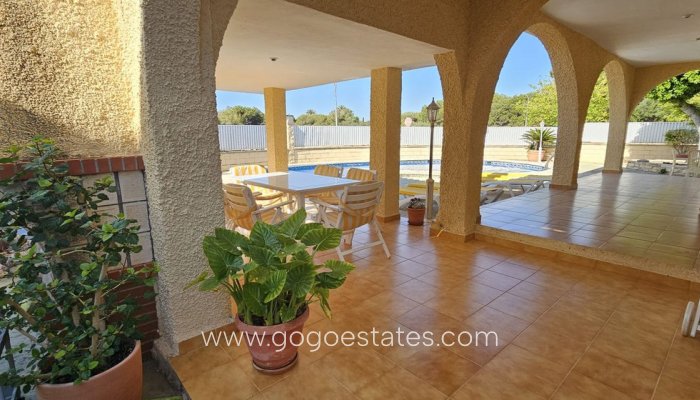 Te koop - Huis - Vrijstaande Villa - Orihuela - Campoamor