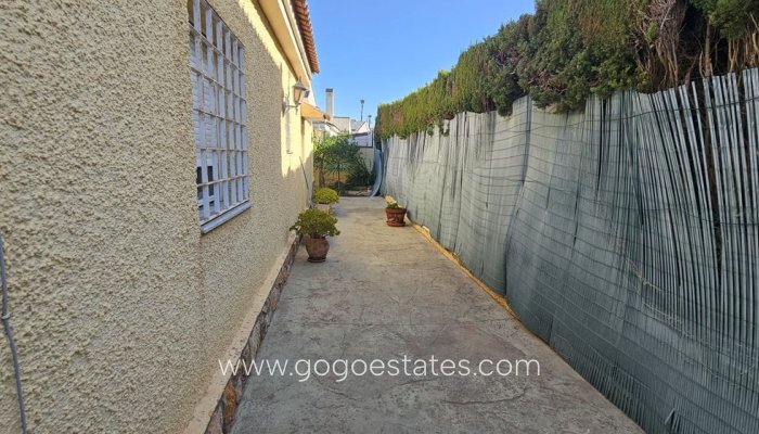 Te koop - Huis - Vrijstaande Villa - Orihuela - Campoamor