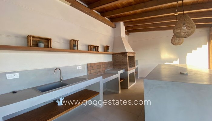 Te koop - Huis - Vrijstaande Villa - Torrevieja - Torrevieja Centro