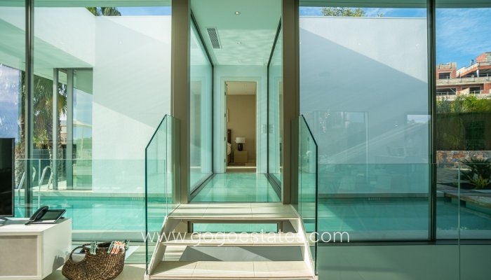 Te koop - Huis - Vrijstaande Villa - Orihuela - Las Colinas Golf