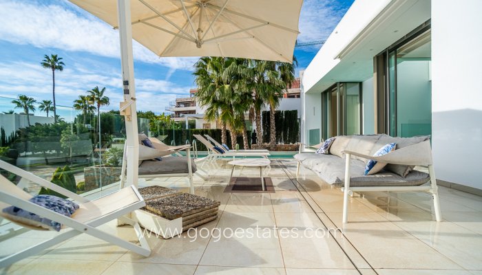 Te koop - Huis - Vrijstaande Villa - Orihuela - Las Colinas Golf