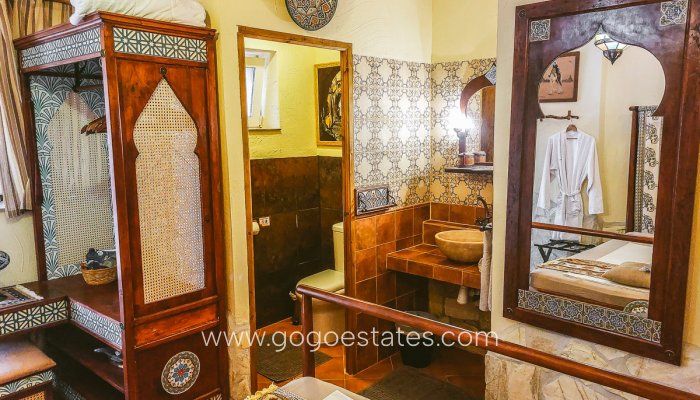 Te koop - Commercieel - Bed and Breakfast - Alicante - Hondón de las Nieves Centro