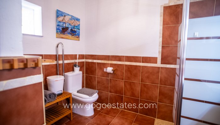 Te koop - Commercieel - Bed and Breakfast - Alicante - Hondón de las Nieves Centro