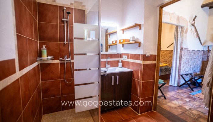 Te koop - Commercieel - Bed and Breakfast - Alicante - Hondón de las Nieves Centro