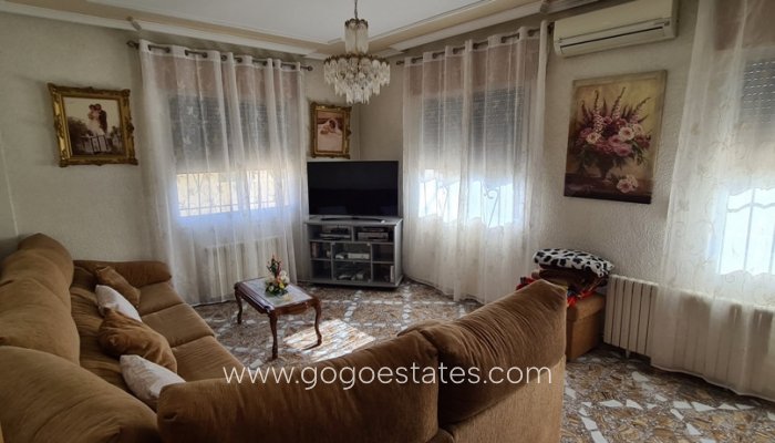 Te koop - Huis - Vrijstaande Villa - Orihuela - La Matanza